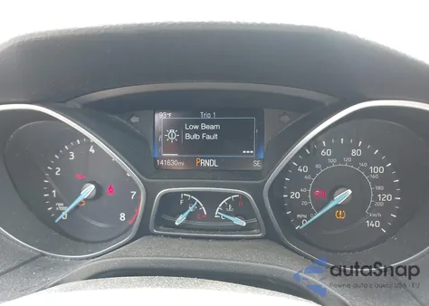 2016 Ford Focus Se z USA, uszkodzony, nr VIN 1FADP3F24GL345487